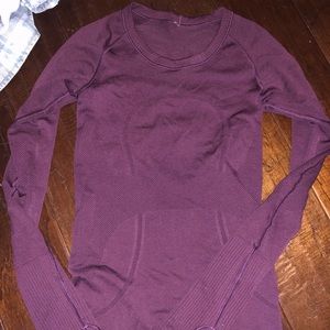 Lululemon top